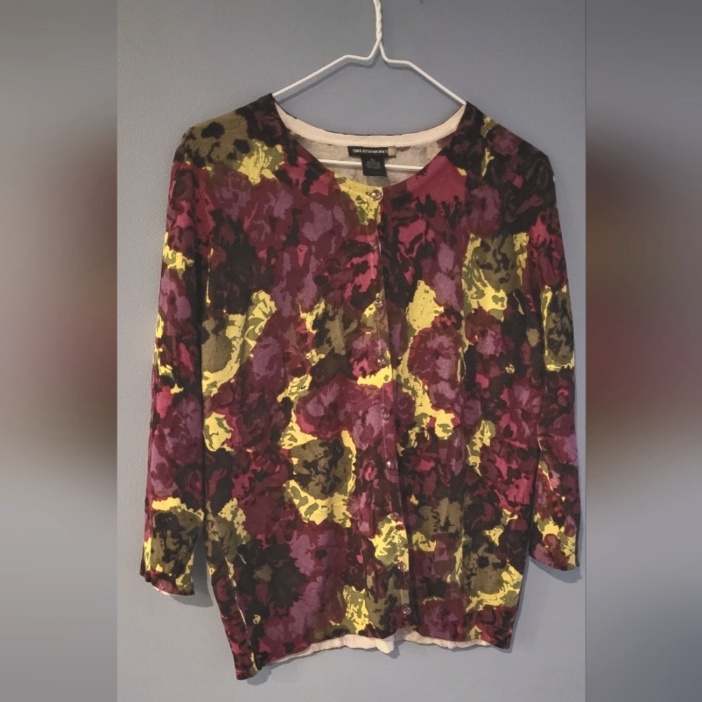 Sweater Works Womens XL button down